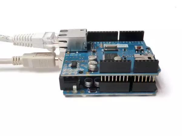 arduino with ethernet shield connected